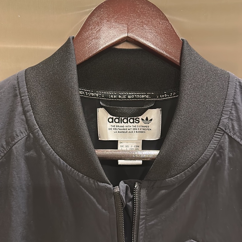 Adidas jacket - Picture 2 of 4